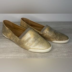 Frye Women’s 7 Melanie Metallic Leather Closed Toe Slip On Flats Shoes